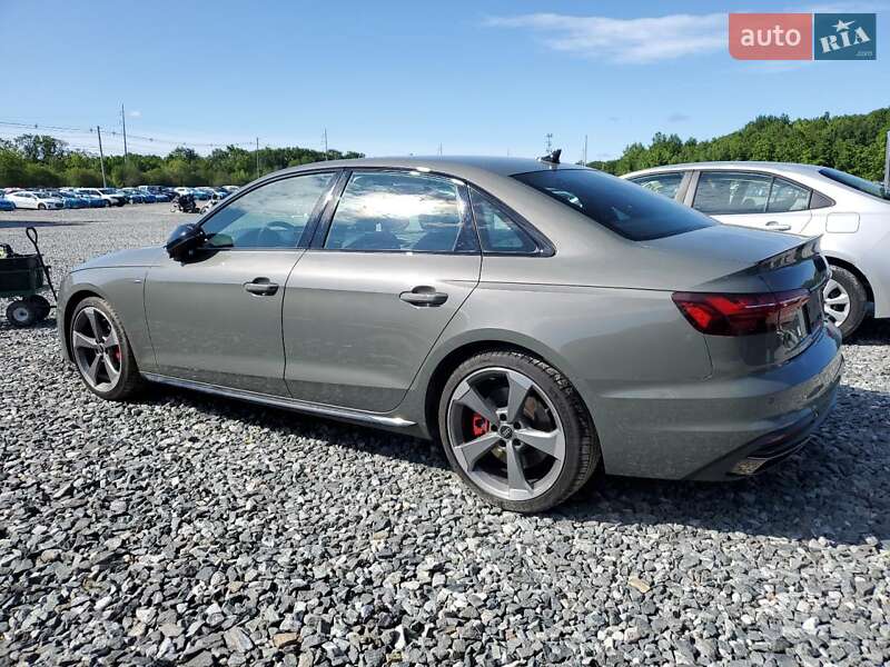 Седан Audi A4 2022 в Львове