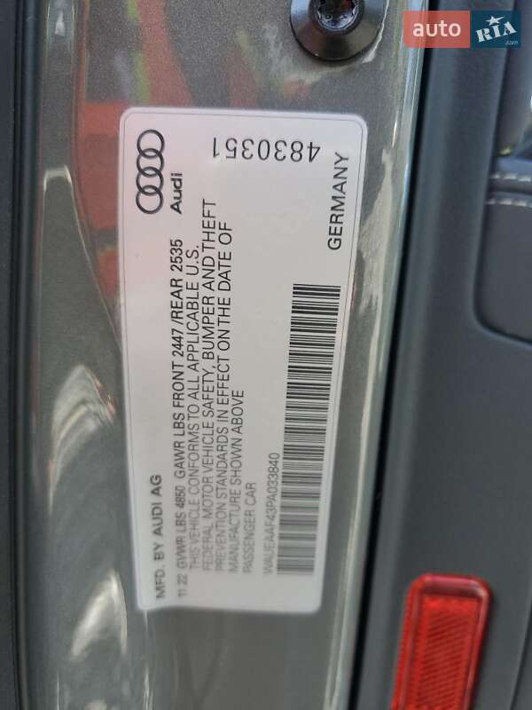 Седан Audi A4 2022 в Львове