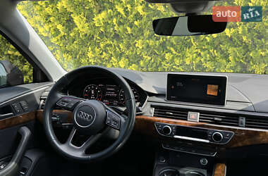 Седан Audi A4 2019 в 