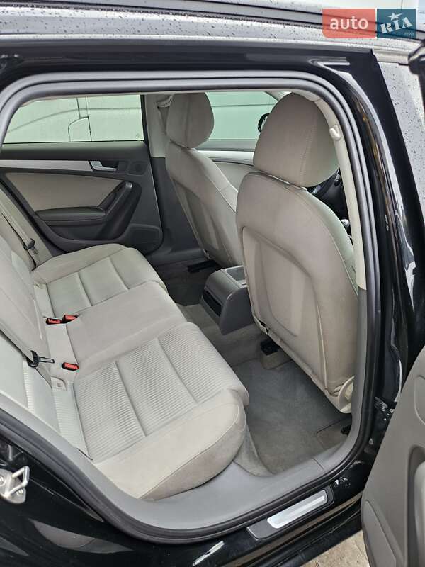 Универсал Audi A4 2010 в Львове