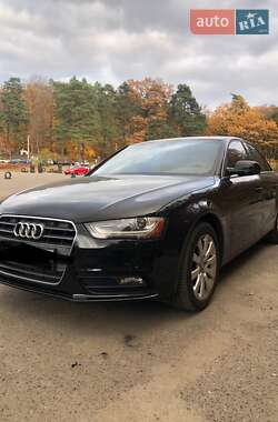Седан Audi A4 2013 в Львове