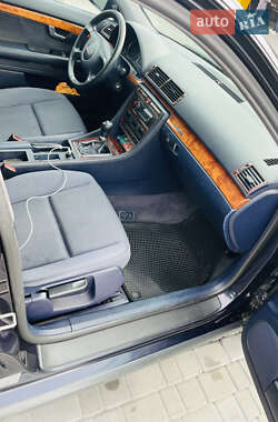 Универсал Audi A4 2001 в 