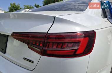 Седан Audi A4 2019 в 