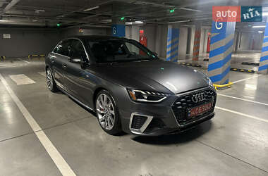 Седан Audi A4 2020 в Львові