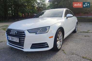 Седан Audi A4 2017 в 