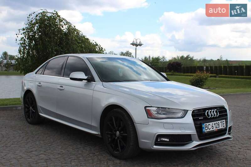 Седан Audi A4 2014 в Жовкве