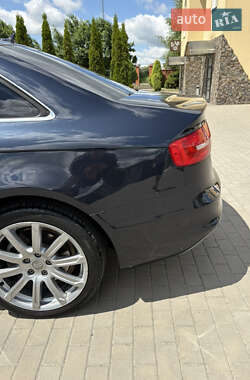 Седан Audi A4 2013 в 