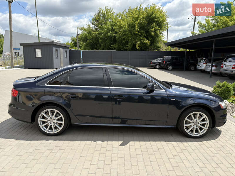 Седан Audi A4 2013 в Луцьку