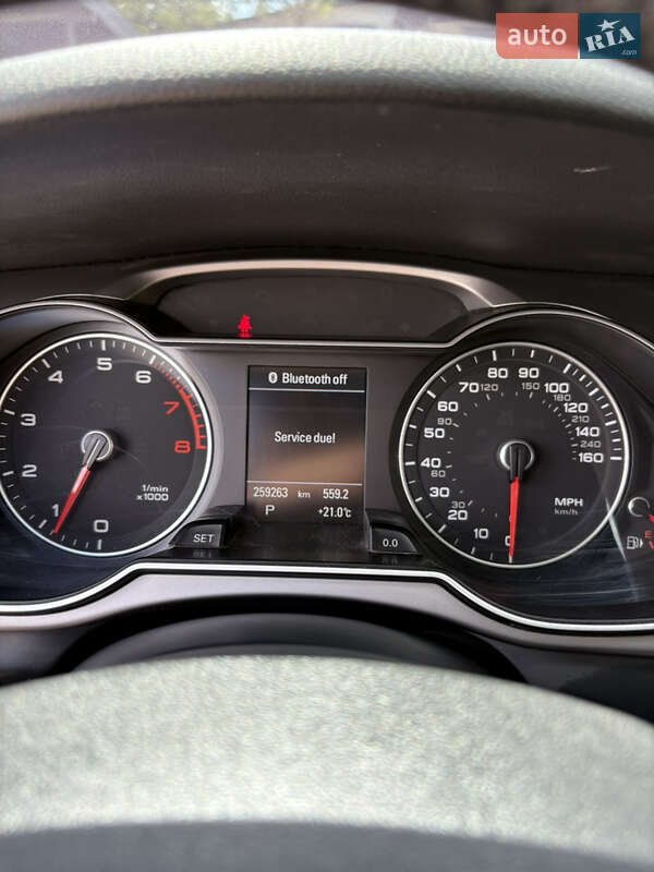 Седан Audi A4 2013 в Луцьку