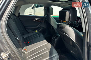 Седан Audi A4 2018 в 