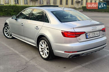 Седан Audi A4 2019 в 