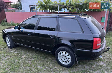 Универсал Audi A4 1996 в 
