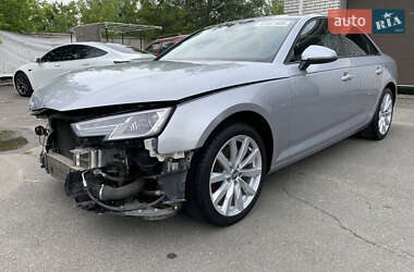 Седан Audi A4 2017 в 