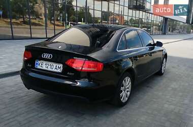 Седан Audi A4 2012 в 