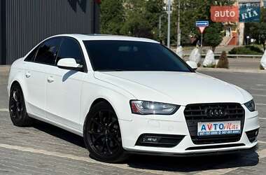 Седан Audi A4 2012 в 