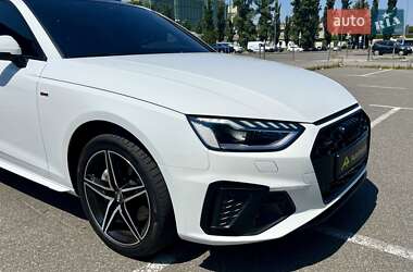 Седан Audi A4 2023 в 