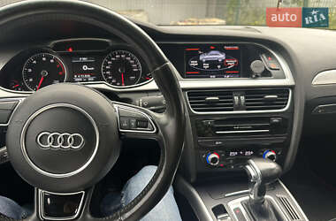 Седан Audi A4 2015 в 