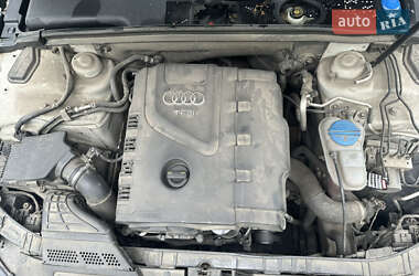 Седан Audi A4 2015 в 