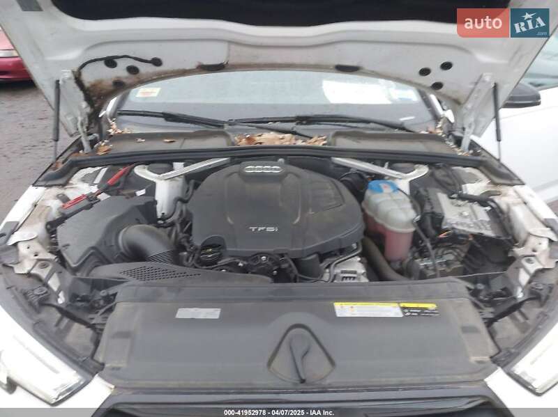 Седан Audi A4 2018 в Львові