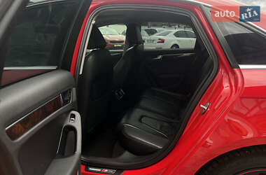 Седан Audi A4 2013 в 