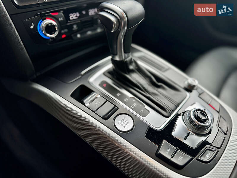 Седан Audi A4 2015 в Києві