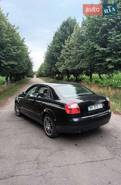 Седан Audi A4 2002 в 