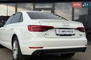 Седан Audi A4 2017 в 