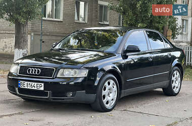 Седан Audi A4 2003 в Новом Буге