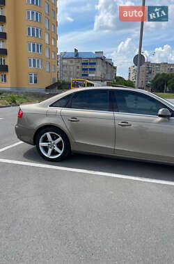 Седан Audi A4 2011 в 