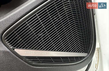 Седан Audi A4 2017 в 