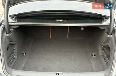 Седан Audi A4 2022 в 