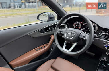 Седан Audi A4 2022 в 