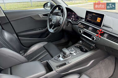 Седан Audi A4 2018 в 