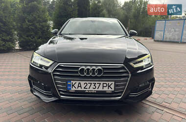 Седан Audi A4 2019 в 