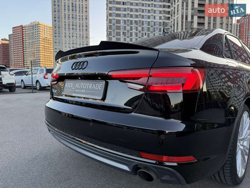 Седан Audi A4 2017 в Києві
