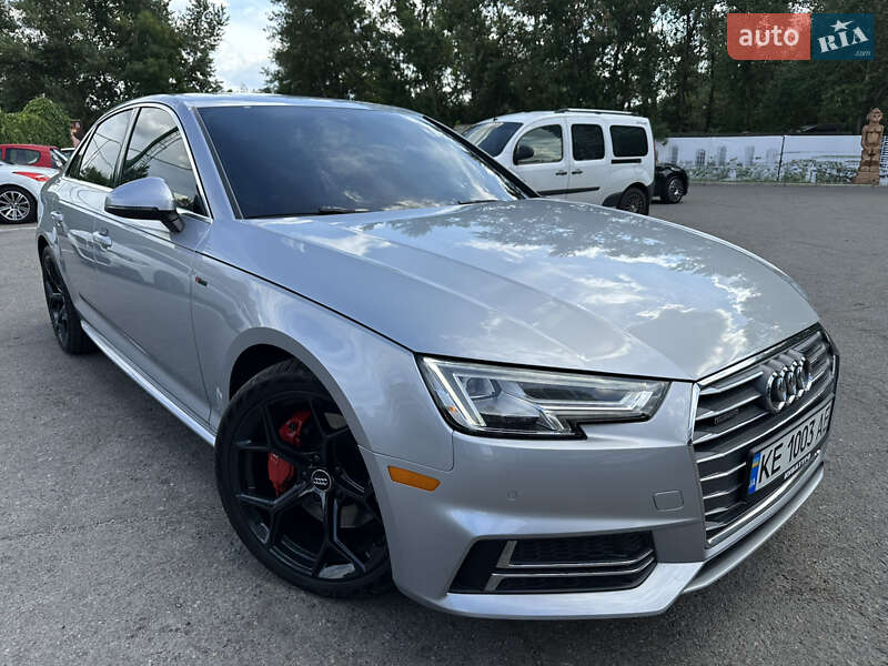 Седан Audi A4 2017 в Дніпрі