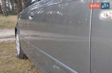 Седан Audi A4 2005 в 