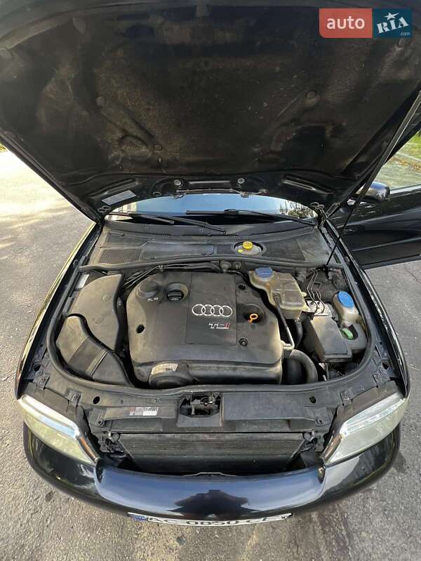 Седан Audi A4 2001 в Ковелі