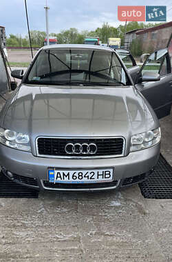 Седан Audi A4 2002 в 