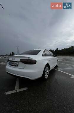 Седан Audi A4 2014 в 