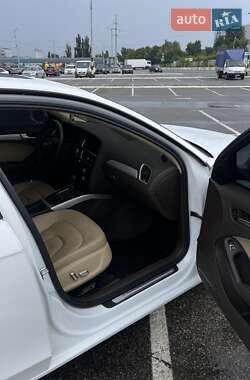 Седан Audi A4 2014 в 