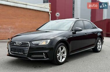 Седан Audi A4 2017 в 