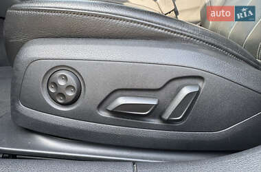 Седан Audi A4 2019 в Днепре