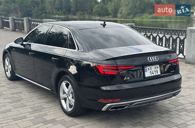 Седан Audi A4 2019 в 