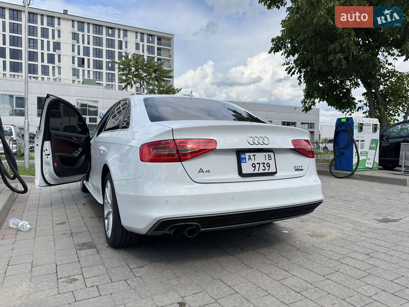 Седан Audi A4 2014 в Івано-Франківську