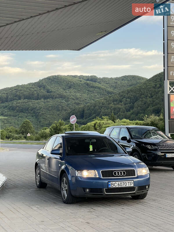 Седан Audi A4 2002 в Івано-Франково