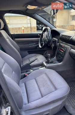 Универсал Audi A4 2001 в 