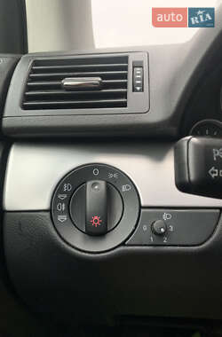 Седан Audi A4 2006 в 