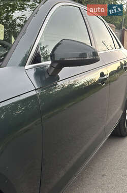 Седан Audi A4 2017 в 