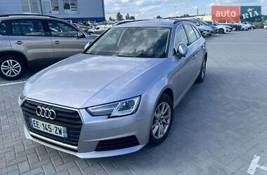 Универсал Audi A4 2016 в 